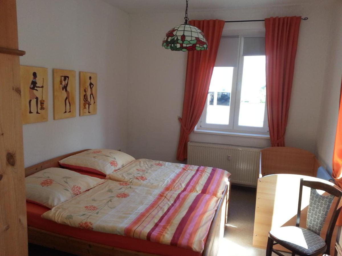 Grosse Wohnung Nossentiner Huette Exterior photo